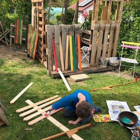 Palettenspende des Kinder- und Jugenddorf Klinge